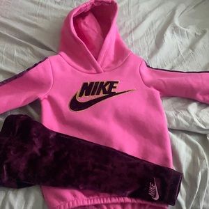 12m Babygirl Sweatsuit